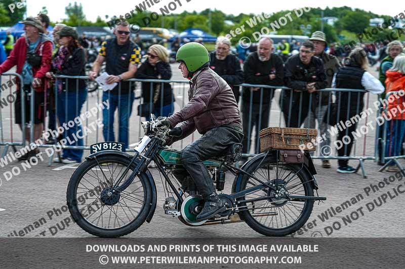 Vintage motorcycle club;eventdigitalimages;no limits trackdays;peter wileman photography;vintage motocycles;vmcc banbury run photographs